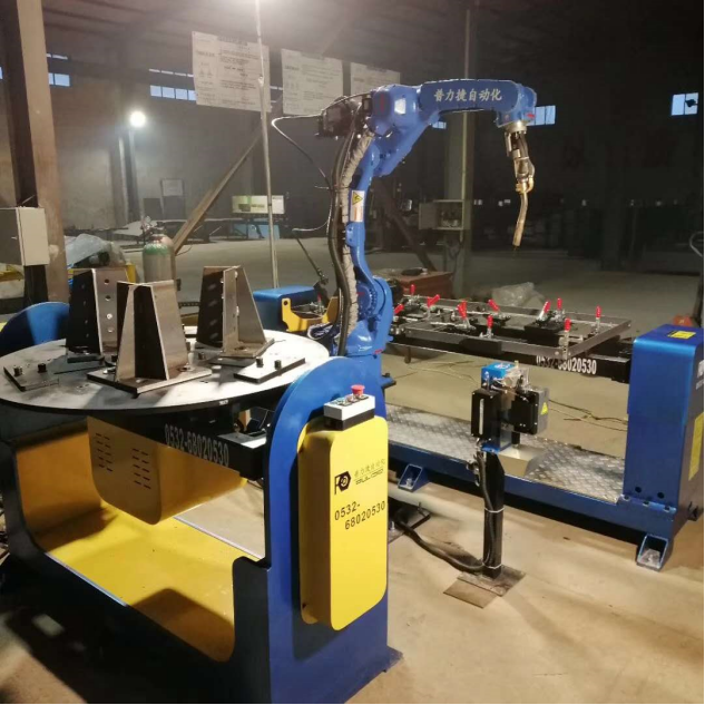 铁路行业安川机器人焊接工作站